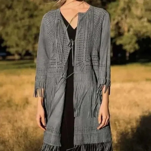 Elie Tahari Long Fringed Harley Lazer Cut Suede Coat in Gray Size Small